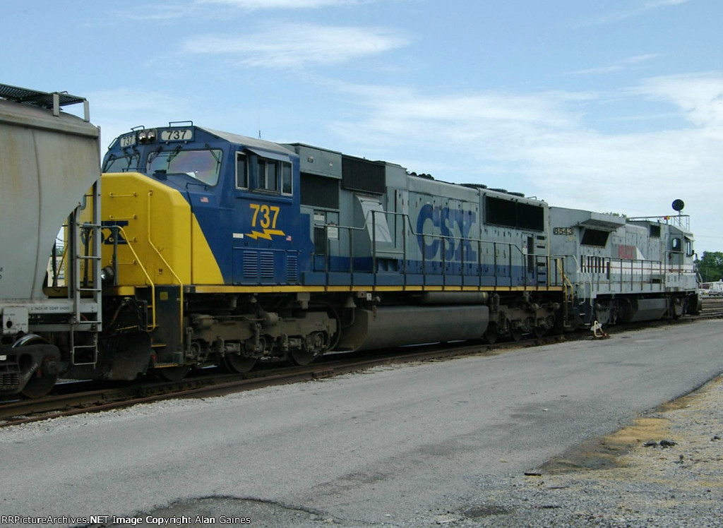 CSX 737